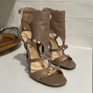 FERGIE | Size 8 | Soft leather nude stiletto heels